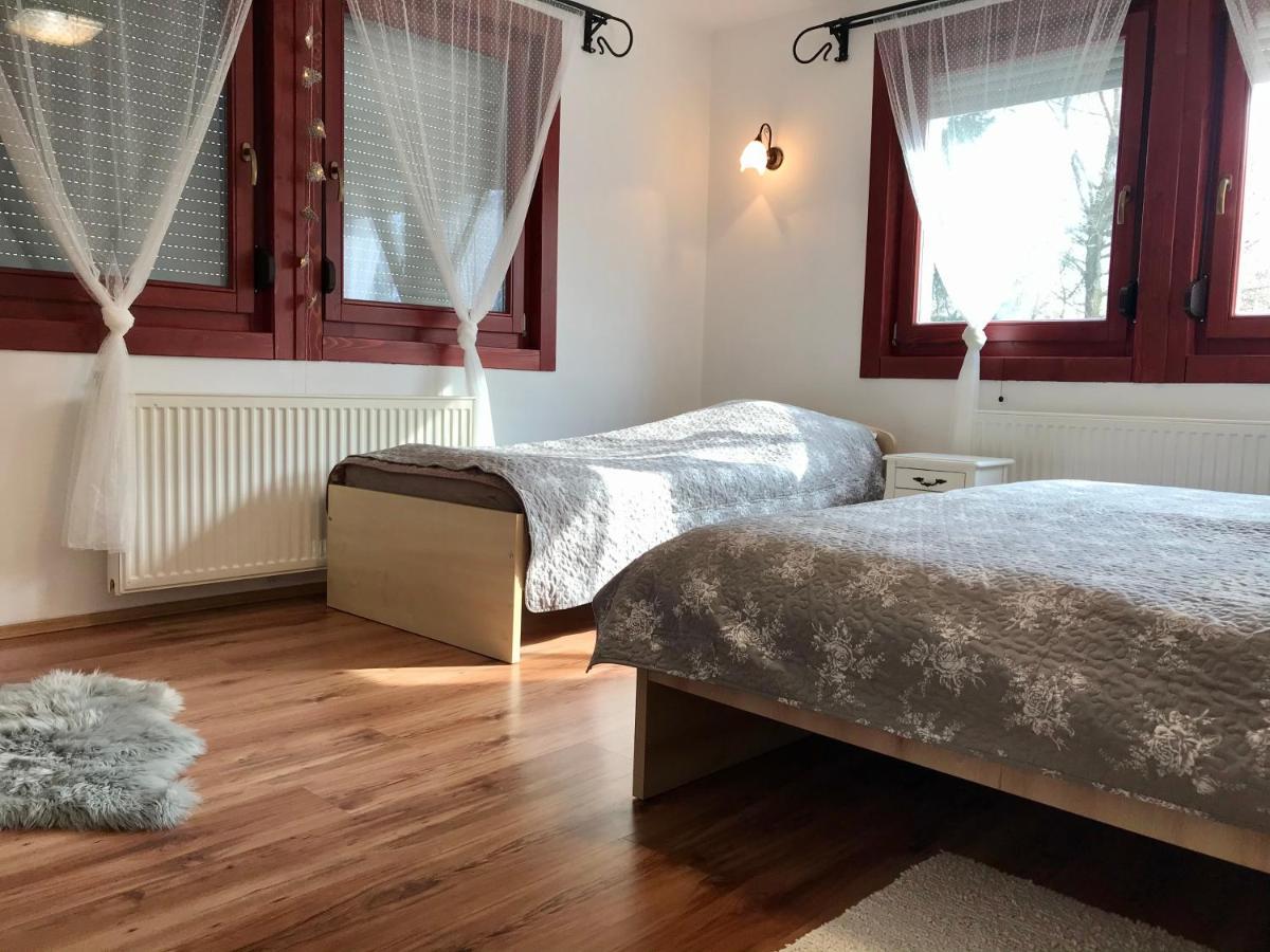 Viharsarki Apartman Gyula Luaran gambar